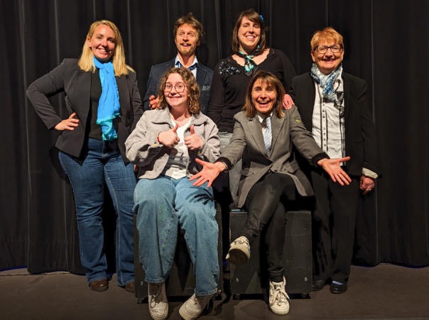 BUILDING DE LEONORE CONFINO - CIE GARE EN SCENE BUILDING DE LEONORE CONFINO - CIE GARE EN SCENE